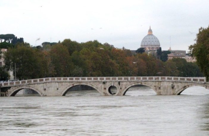 Le storiche piene del Tevere a Roma. Quando «dava fora fiume»