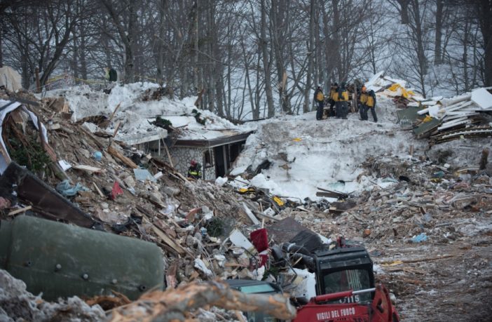 Rigopiano quattro anni dopo: una valanga di supposizioni e 29 vittime senza giustizia