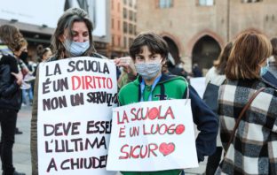 Ciao Dad? «La scuola torni ad essere un ascensore sociale»: buoni propositi del ministro Bianchi