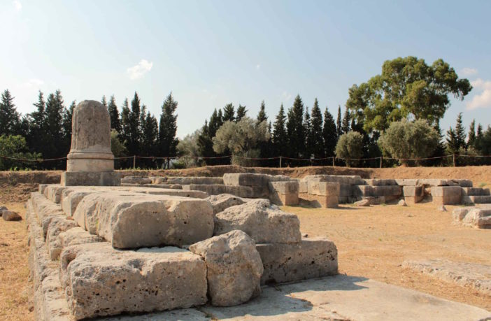 Il tempio di Afrodite davanti al mare, e l’origine di Locri Epizefiri: cose di un altro mondo
