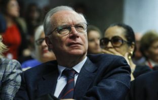 Guglielmo Epifani e Peppino Loteta, “compagni d’arme” della cultura laico-socialista italiana Titolo
