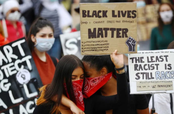 Black Lives Matter: il grilletto facile della polizia e la storia dell’arbre magique