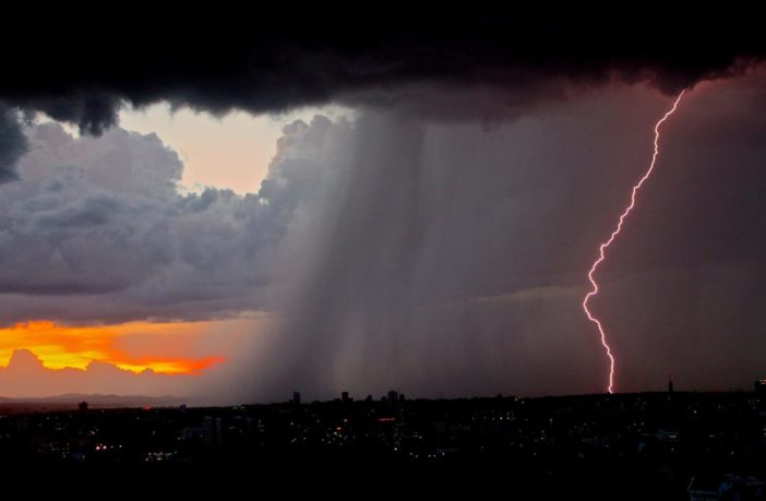 29 ottobre: la crisi climatica incombe, acceleriamo sul green e finiamola con fossili e nucleare