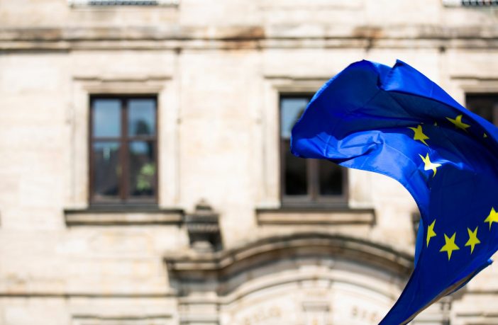 Il 2022 che sarà. Le strade da percorrere per la ripresa economica sono tante, ma tutte in salita