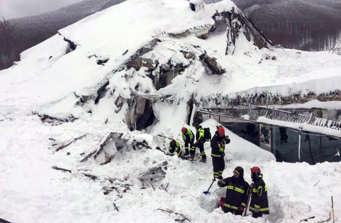 18 gennaio 2017 ore 16:49, la valanga sull’Hotel Rigopiano: «Non vogliamo dimenticarli mai»