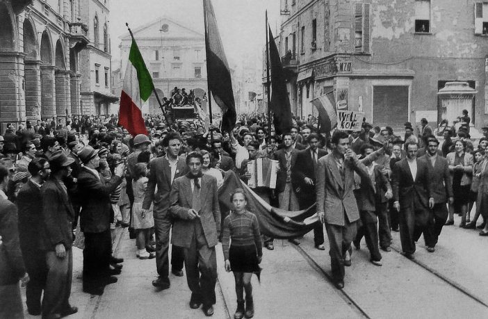 Guerra e Liberazione, 77 anni dopo: «Il 25 aprile è festa di popolo, è la nostra festa»