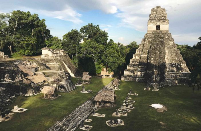 Lo “hechichero” e quell’imbarazzante abbraccio tra cielo e terra, sul Monte Albán