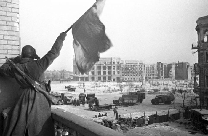 “Stalingrado” di Vasilij Grossman: l’ideologia si dissolve e resta la Storia di un mondo, il nostro
