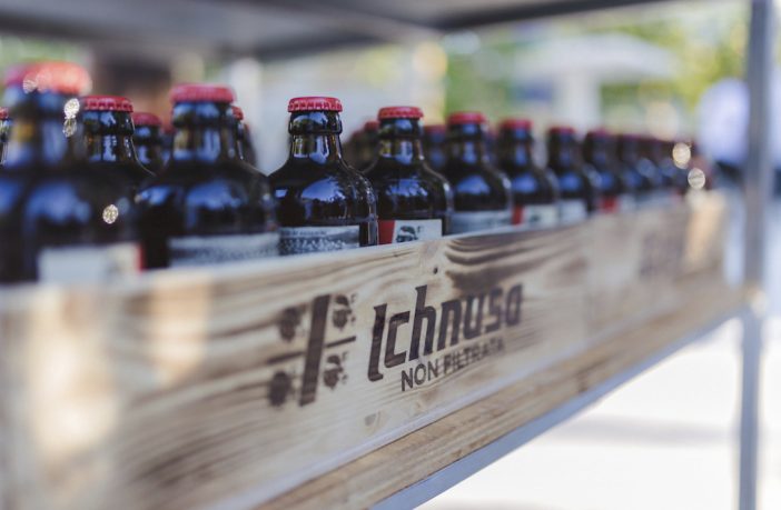 3 / Veleni imboscati. Fluoro nella birra, Ichnusa: «la nostra acqua è pura», l’Arpas conferma, Solinas tace