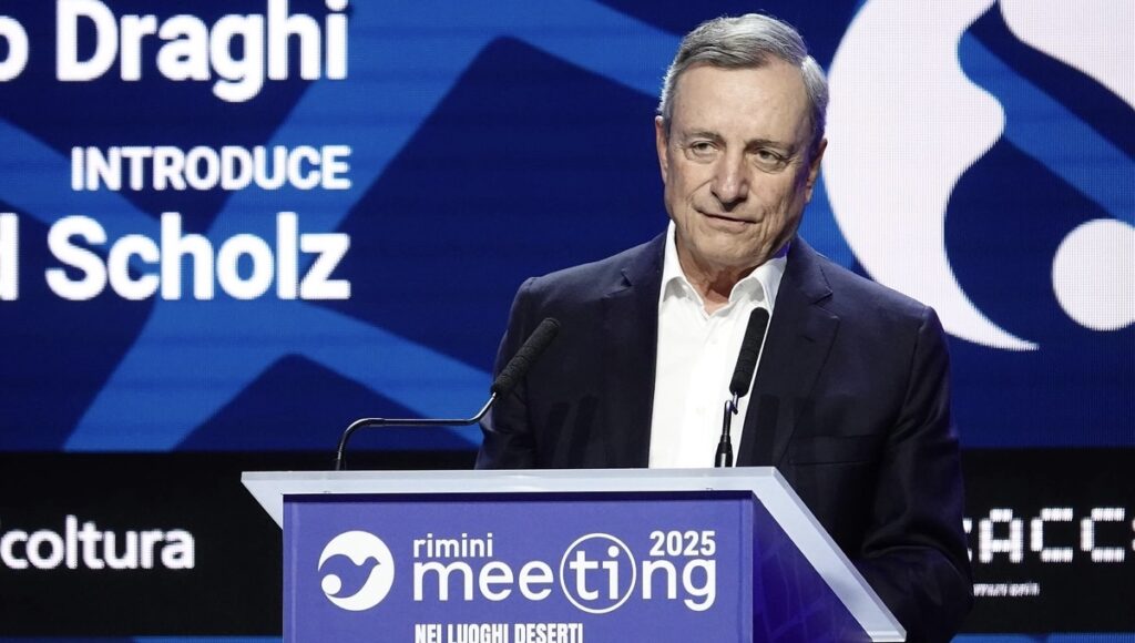Mario Draghi e l’Europa che abbiamo davanti oggi: «mentre veniva plasmata com’è, lui non c’era e se c’era dormiva»