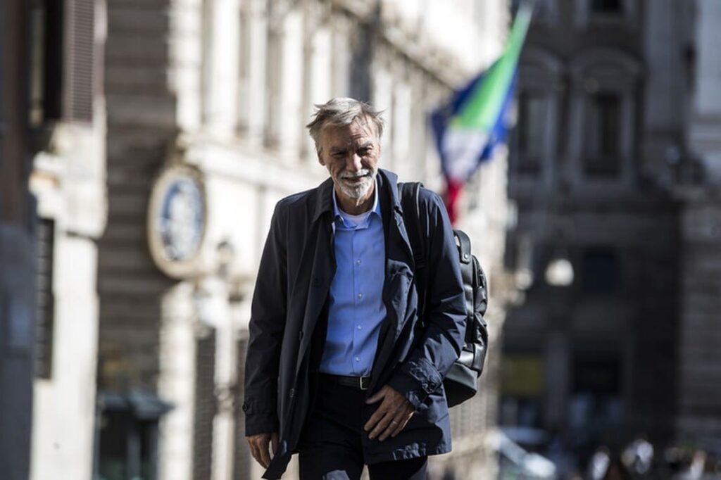 Graziano Delrio, l’antisemitismo peloso e i residuati bellici disseminati lungo la strada di Elly Schlein per le nuove liste