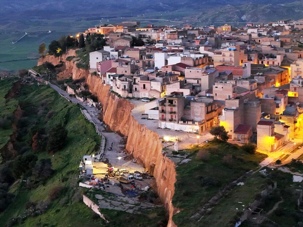 «Non ci ascolta più nessuno»: gennaio 1998, firmato “i cittadini di Niscemi”. Cronaca di un disastro annunciato