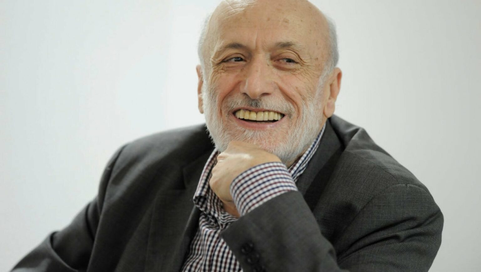 Cuore aperto ai più deboli, ai meno abbienti, a una società più giusta, equa e solidale. Carlin Petrini ci ha lasciati