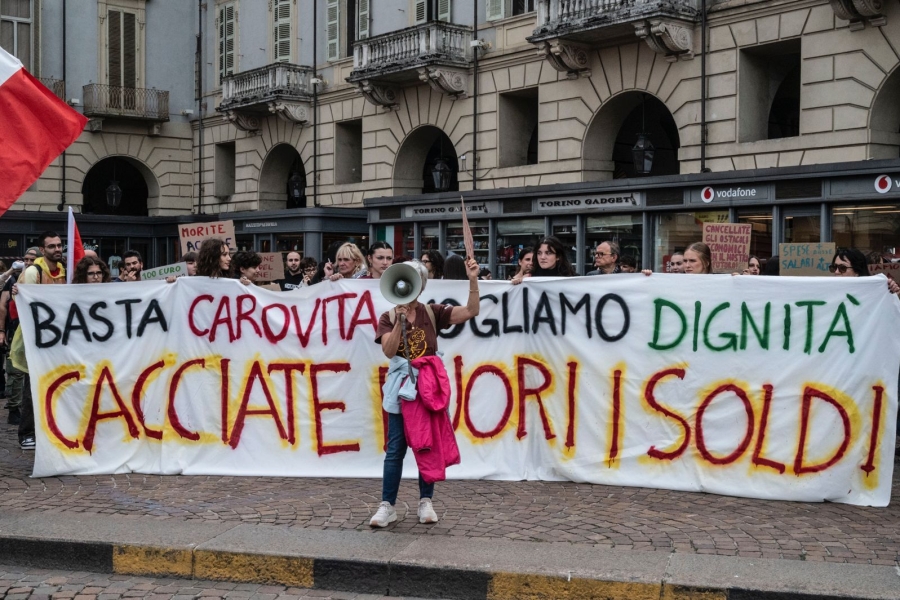 «Non abbiate paura: il vecchio muore, il nuovo sta nascendo». Contro le vestali dell’ordine mondiale sul riarmo