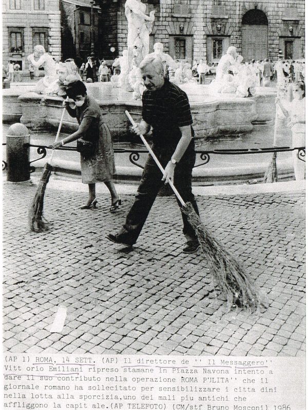 Emiliani alla ramazzata in Piazza Navona a Roma il 14 settembre 1986 in una foto dell'Associated Press