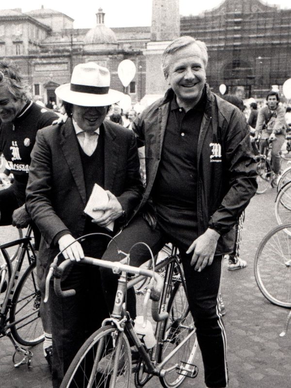 Messaggero, biciclettata 1986 Piazza del Popolo